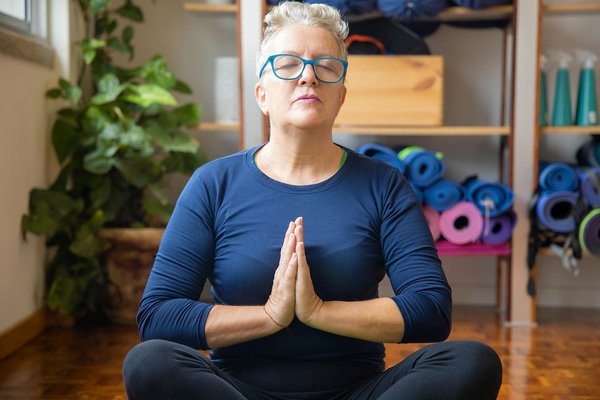 Solutions pour surmonter les addictions en ligne : options accessibles